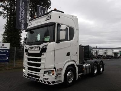 Scania S660 6x4: Потужний флагманський тягач для важких магістральних перевезень