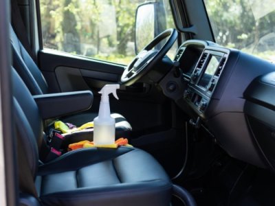 Коли краще робити хімчистку в кабіні тягача?