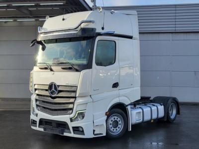 Огляд Mercedes-Benz Actros 1845 4X2: Надійний сідельний тягач для далеких перевезень
