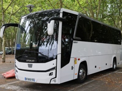 Огляд туристичного автобуса Otokar Ulyso T