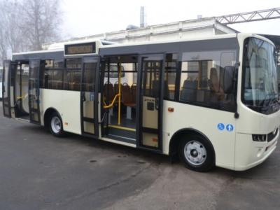 Огляд автобуса ISUZU Ataman А092H6: Комфорт для міста