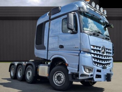 Mercedes-Benz Arocs 4163S 8x4 (Євро-6): потужний важковаговик для складних завдань