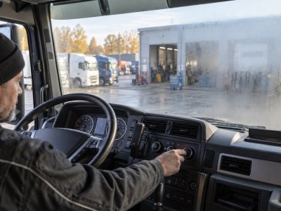 Вентилятор обігрівача кабіни працює слабко: що перевірити