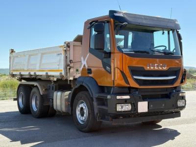 Огляд Iveco X-Way 460 6x4 Євро-6: потужний самоскид для складних завдань
