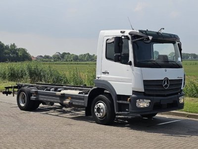 Mercedes-Benz Atego 1218 4x2 (Євро-6): огляд шасі