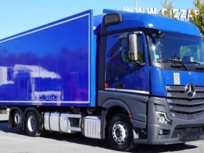 Mercedes-Benz Actros 2548 MP5 6x2: Огляд вантажівки-рефрижератора