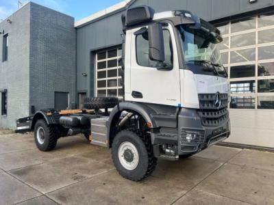 Огляд Mercedes-Benz Arocs 1736 AK 4x4 (Євро-3): позашляхове шасі