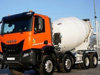 Iveco X-Way 420 8x4 (Євро-6): Універсальний автобетонозмішувач для будівельних майданчиків