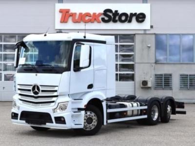 Mercedes-Benz Actros 2543 L 6x2 (Євро-6): Огляд шасі для надійної роботи