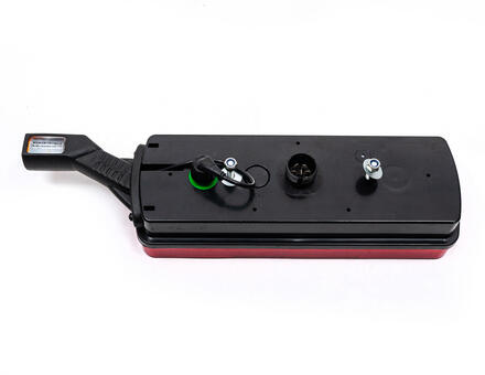 Ліхтар задній діодний (роз’єм ззаду) правий з габаритом занесення 0010