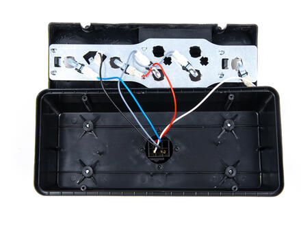 Ліхтар задній універсальний з роз’ємом ззаду лівий M610728