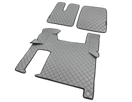 Килимки в салон Man TGX екошкіра сірі з чорною прошивкою (автомат)