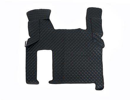 Килимки в салон Man Tgx екошкіра чорні з синьою прошивкою (автомат)