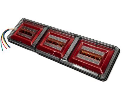 Ліхтар задній універсальний світлодіодний 24В Ferze PLC46Q3